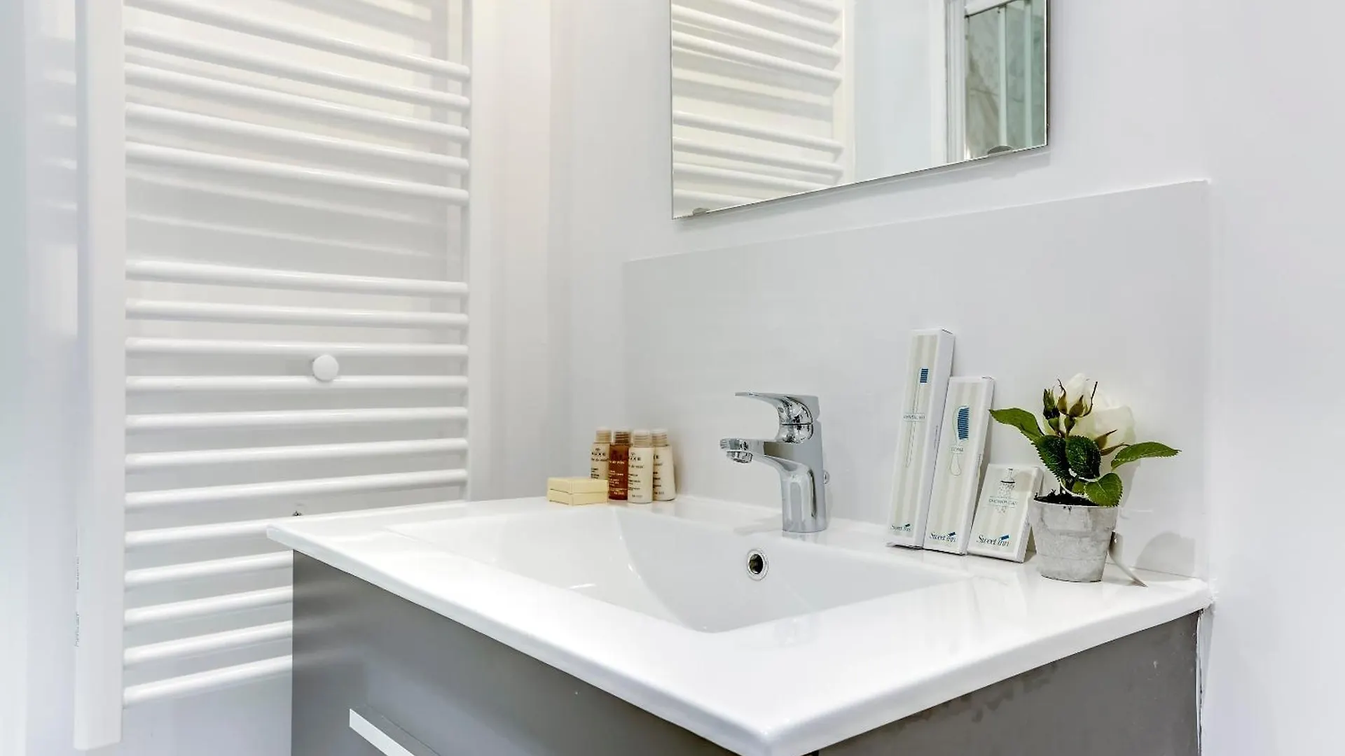 Sweett - Troyon Apartment Paris 0*,